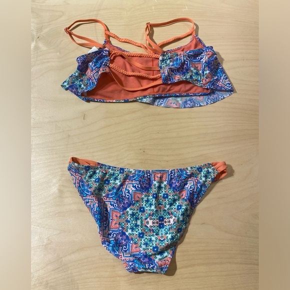 True Craft Two Piece Swimsuit Top XL Bottom L (JI) - Picture 9 of 11